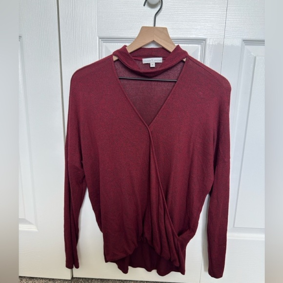 Moa Moa Tops - Moa Moa Long Sleeve Shirt blouse with Cut Out V Neck‎ women's medium Red maroon